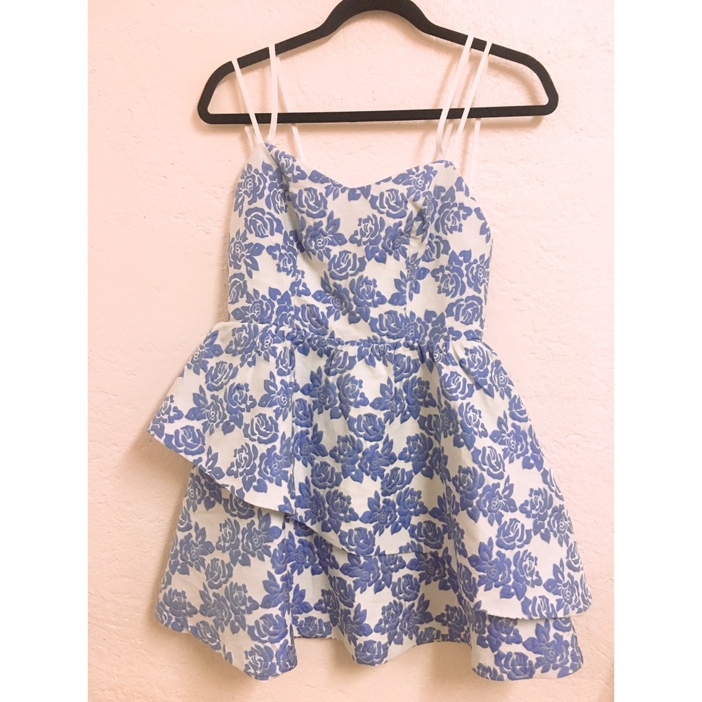 NWOT✨ Ark & Co Floral Dress